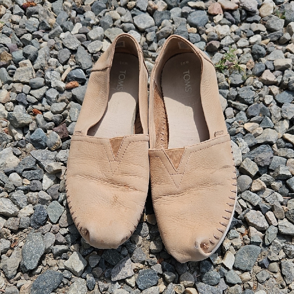 TOMS Light Tan Casual Slip-Ons